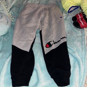 Champion sweatpants small